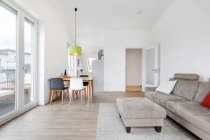 Am Weinbergspark, Mitte: 2 Zimmer Penthouse, Aufzug, AC, Stellplatz, Süd-West-Terrasse ca. 25 m² – Die vollständige Adresse der Immobilie erhältst du vom Anbieter., 10119 Mitte (Ortsteil), Berlin – Vorschaubild 3