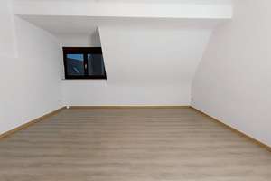Renovierte helle 2-Zimmer Wohnung inkl. EBK/Stellplatz 1.OG – Steinacher Straße 9, 90427 Boxdorf, Nürnberg – Vorschaubild 11