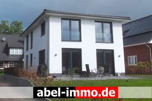 Sasel: Neubau-Stadthaus in ausgewogenen Dimensionen