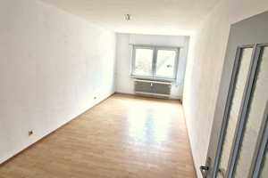 Großes Grundstück, 3 Familienhaus, Scheune, Garagen - viele Nutzungsmöglichkeiten – Mannheim – Vorschaubild 7
