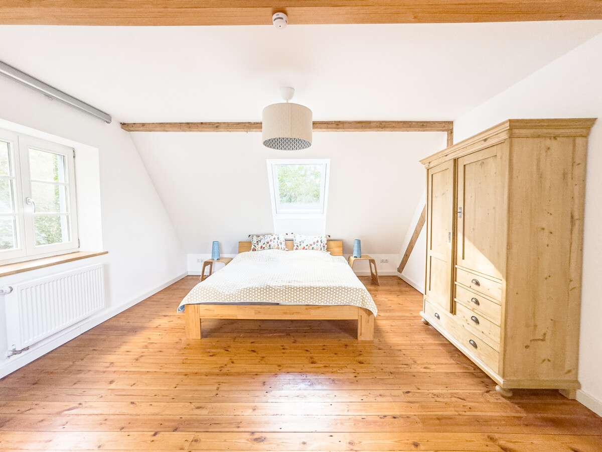 Immobilie in Groß Mohrdorf - Stilvoll & hochwertig saniertes Landhaus mit Wasserblick nähe Stralsund // 2WE // 317m² // PV-Anlage - Bild 29