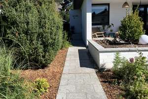 Attraktives 4-Zimmer-Bungalow zur Miete in Berlin – Die vollständige Adresse der Immobilie erhältst du vom Anbieter., 12357 Rudow, Berlin – Vorschaubild 1