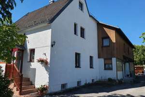 Familienfreundliche Doppelhaushälfte mit Garten im beliebten Fasangarten – Die vollständige Adresse der Immobilie erhältst du vom Anbieter., 81549 Südgiesing, München – Vorschaubild 2