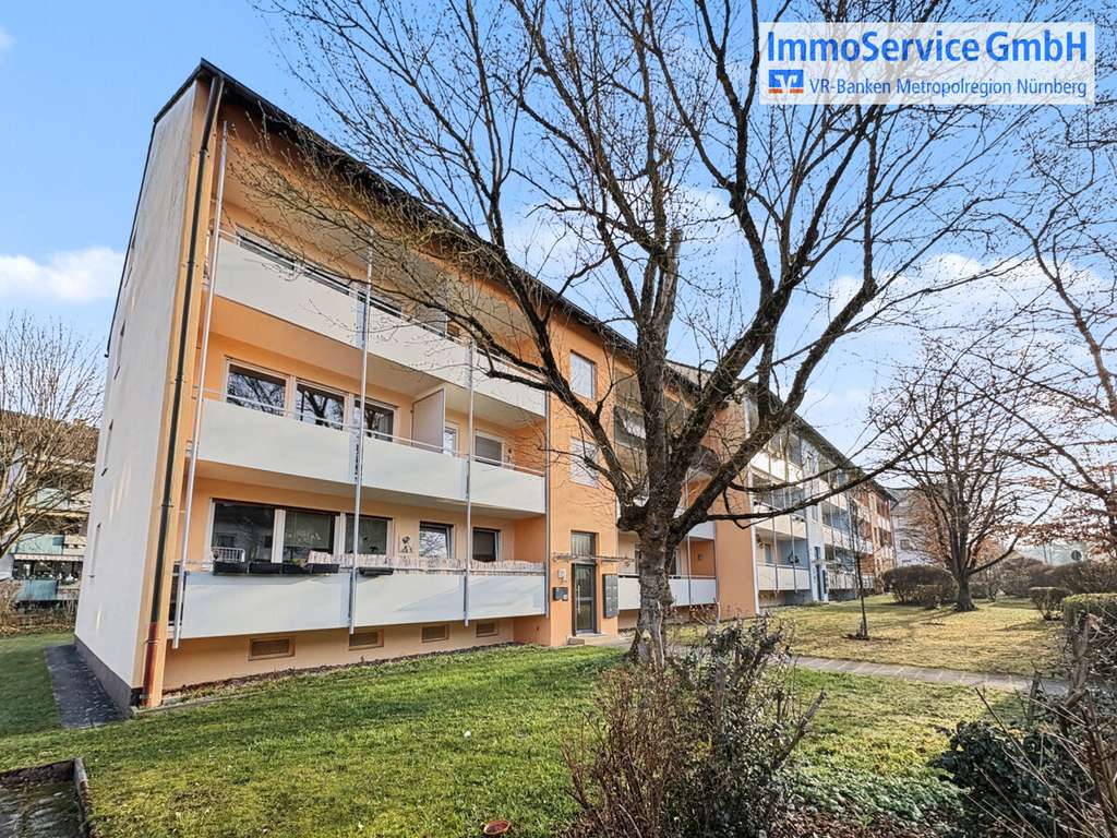 Immobilie in Feucht - Lichtdurchflutete 2-Zimmer-Wohnung mit Balkon - Bild 0