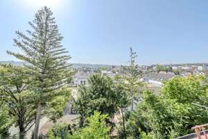 Freistehendes 3-FH mit großem Garten in ruhiger Wohnlage von Feuerbach