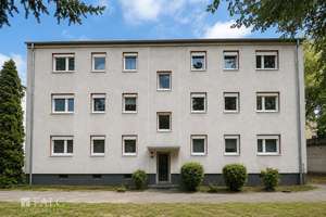 Sofort bezugsfrei – 4 Zimmer & Balkon im gepflegten Mehrfamilienhaus in Köln-Gremberg – 51105 Humboldt/Gremberg, Köln – Vorschaubild 2