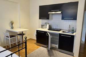 Zentral gelegenes vollmöbliertes Apartment