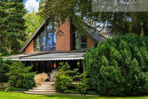 LUXUSVILLA MIT EINLIEGERWOHNUNG 
AM GRUNEWALD