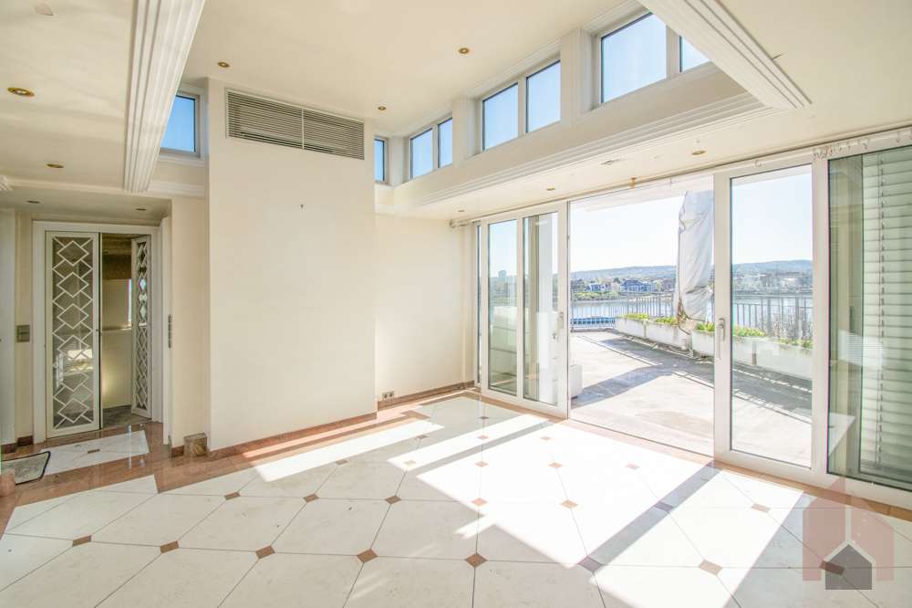 Großzügige Maisonette mit Rheinblick – Sanierungsobjekt in Toplage, Bonn – Bild 3