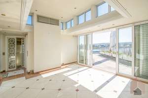 Großzügige Maisonette mit Rheinblick – Sanierungsobjekt in Toplage – Die vollständige Adresse der Immobilie erhältst du vom Anbieter., 53111 Bonn-Castell, Bonn – Vorschaubild 3