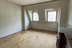 Mehrfamilienhaus mit guter Bausubstanz und viel Potential wartet auf Sanierung zentrumsnah in Plauen – Plauen – Vorschaubild 9