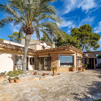 Villa zum Verkauf in Colonia de Sant Jordi, Ses Salines, Mallorca