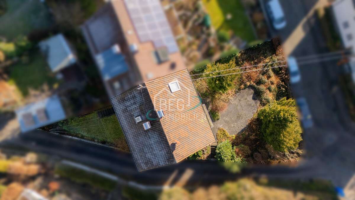 Stadtnahes Mehrfamilienhaus – Sanierungsobjekt mit Perspektive, Ostalbkreis – Bild 2