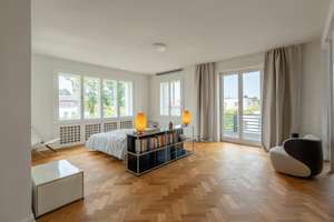 Form folgt Funktion. Raum folgt Vision. - Historische Bauhaus-Villa am Südhang von Schwabach – Die vollständige Adresse der Immobilie erhältst du vom Anbieter., 91126 Innenstadt, Schwabach – Vorschaubild 7