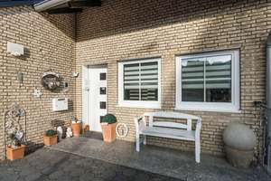 Endlich Platz für das große Leben. Mit Garten, Terrasse und Blick in die Ferne – Die vollständige Adresse der Immobilie erhältst du vom Anbieter., 53639 Königswinter – Vorschaubild 29