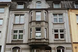 ***Erker, Balkon, Baumblick – Charmante 3-Zimmer-Wohnung im Herzen von Barmen