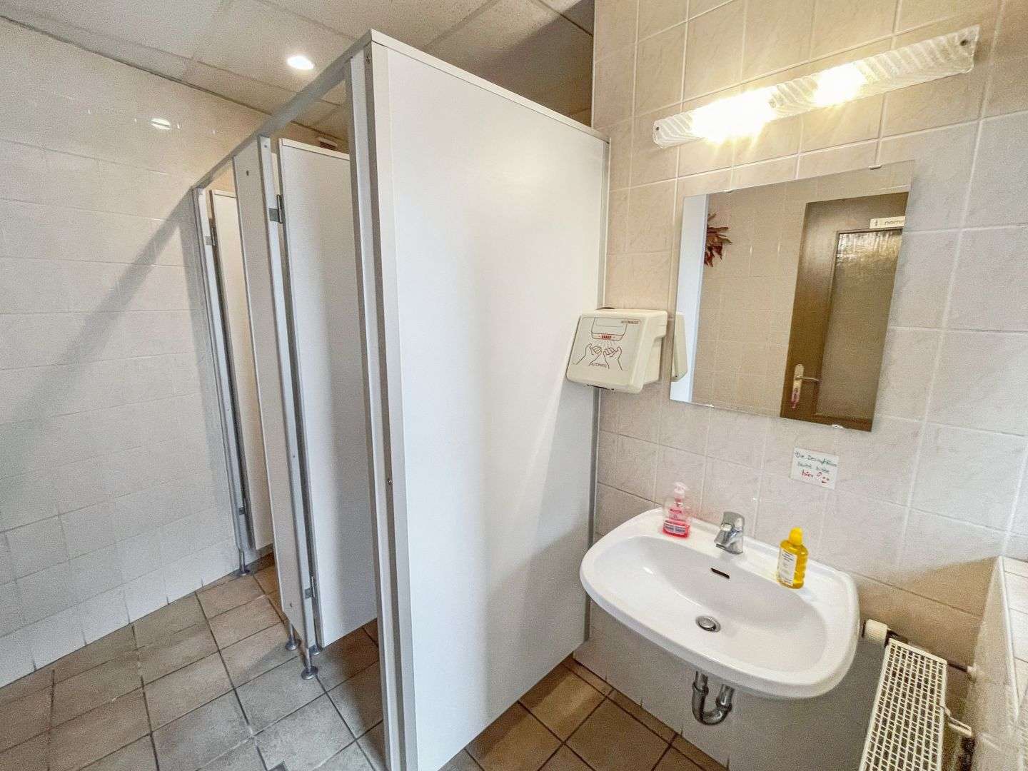 Immobilie in Waldheim - Provisionsfrei - 2 WGH in zentraler Lage von Waldheim-Chance zur Existenzgründung oder Kapitalanlage - Bild 6