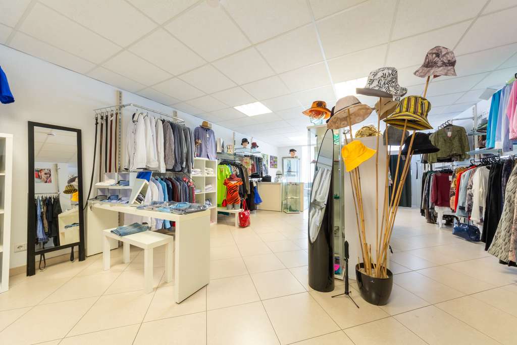 Immobilie in Badenweiler - Elegante und helle 2- bis 3-Zimmer-Wohnung im Entwurf: Umbau einer modernen Gewerbeeinheit - Bild 1