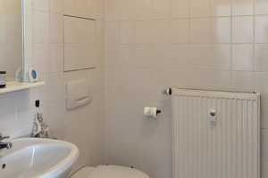 Helle 2-Raum-Wohnung mit EBK in der beliebten Johannesvorstadt! – Friedrich-Engels-Straße 5, 99086 Erfurt – Vorschaubild 8