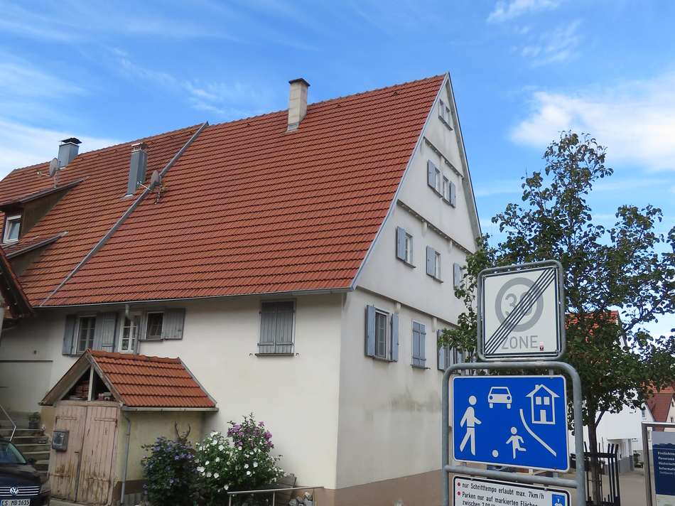 Haus im Haus, Atp. Nr. 1 