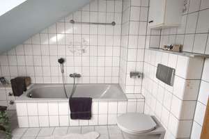 Lukratives 5 FH: Schöner Wohnen am Fuße des Glaubergs, herrlicher Fernblick, Balkon, Stellplatz – Die vollständige Adresse der Immobilie erhältst du vom Anbieter., 63695 Glauburg – Vorschaubild 53