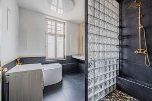 Großzügige Wohnung mit drei Balkonen am begehrten Holländischen Viertel – Die vollständige Adresse der Immobilie erhältst du vom Anbieter., 14467 Nördliche Innenstadt, Potsdam – Vorschaubild 9