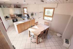 *Preissturz!* Wohnen im Herzen von Bornheim! Junges Split-Level Eigenheim mit Einliegerwohnung – Rhein-Sieg-Kreis – Vorschaubild 3