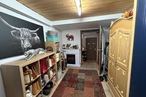 Großzügiges Einfamilienhaus mit weitläufigem Grundstück, Teich und Potenzial für Pferdehaltung – Die vollständige Adresse der Immobilie erhältst du vom Anbieter., 92289 Ursensollen – Vorschaubild 8