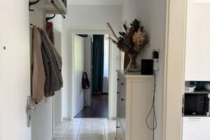 Schöne 2-Zimmer Wohnung, im grünen Viertel der östlichen Innenstadt mit guter Anbindung.  – Die vollständige Adresse der Immobilie erhältst du vom Anbieter., 33604 Mitte, Bielefeld – Vorschaubild 3