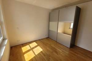 Von Privat: 3-Zimmer-Wohnung mit Balkon und Einbauküche in Mainz-Weisenau nahe Volkspark – Die vollständige Adresse der Immobilie erhältst du vom Anbieter., 55130 Weisenau, Mainz – Vorschaubild 5