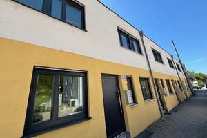 Haus-im-Haus-Konzept! Top gepflegte Immobilie in Regensburg/Steinweg – Die vollständige Adresse der Immobilie erhältst du vom Anbieter., 93059 Steinweg-Pfaffenstein, Regensburg – Vorschaubild 2