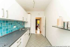 Bezugsfreie 3 Zimmer mit Balkon im schönen 30er-Jahre-Bau – Werner-Kube-Straße 7, 10407 Prenzlauer Berg, Berlin – Vorschaubild 15