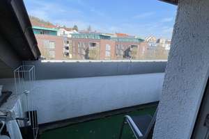Charmante 2,5-Zimmer Dachgeschosswohnung im Arlinger – Dietlinger Strasse 22, 75179 Brötzingen, Pforzheim – Vorschaubild 3