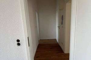 Moderne 3-Zimmer-Wohnung zum Mieten in Zwickau, Pölbitz – Heinrich-Heine-Straße 63, 8058 Nordvorstadt, Zwickau – Vorschaubild 2