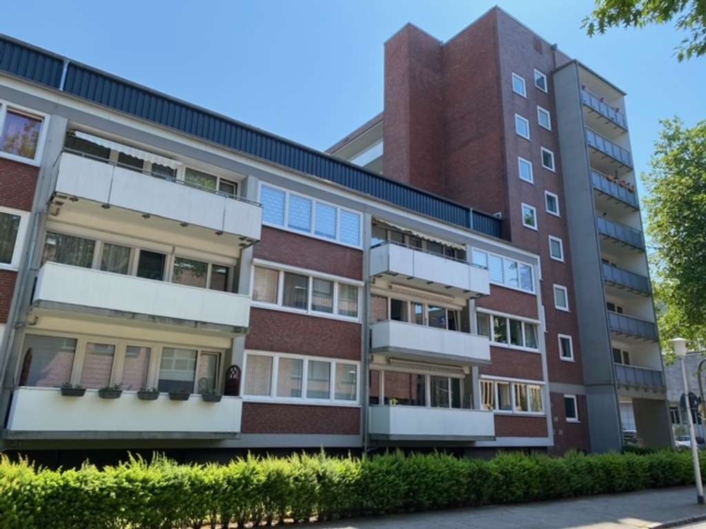 Immobilie in Pinneberg - Pinneberg: Lage, Lage, Lage! Schöne Eigentumswohnung im Zentrum von Pinneberg! - Bild 2