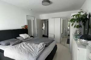 ** Gemütliche 3 ZIMMER WOHNUNG MIT 2 BALKONEN UND EBK ** – Grüntenstr. 47, 86163 Hochzoll-Nord, Augsburg – Vorschaubild 3