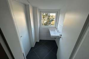 Exklusive Maisonetten-Wohnung mit zwei Bädern ***Belsen3 Immobilien UG*** – Kalkumer Straße 177, 40468 Unterrath, Düsseldorf – Vorschaubild 11