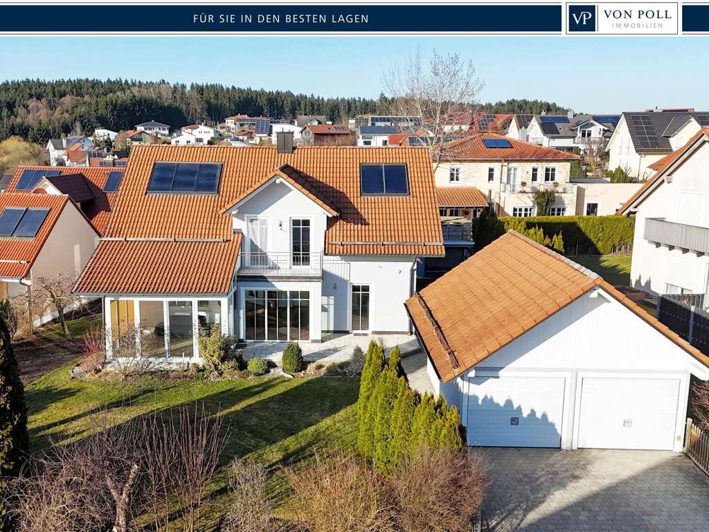 Immobilie in Altfraunhofen - Ihr neues Zuhause im Grünen – charmantes Landhaus mit Kamin & Wintergarten in Altfraunhofen - Bild 0