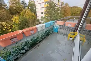 Property thumbnail 6