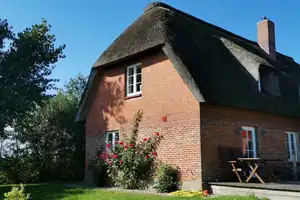 Alleinstehendes Reetdachhaus mit wunderschönem Garten in Meernähe – Norderhaffdeich 4, 25849 Nordfriesland (Kreis) – Vorschaubild 12