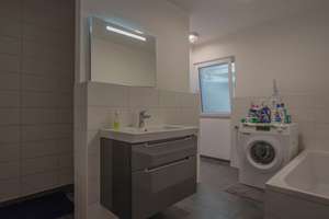 Ein Zuhause mit außergewöhnlichen Möglichkeiten -  stilvolles Zweifamilienhaus in Frankfurt-Harheim – 60437 Harheim, Frankfurt am Main – Vorschaubild 16