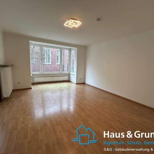 *** helle, schöne 3-Zimmer-Wohnung mit Balkon, Aachen-Innenstadt ***