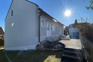 Traumhafte Doppelhaushälfte mit Garten und Garage in ruhiger, zentraler Lage – Die vollständige Adresse der Immobilie erhältst du vom Anbieter., 94127 Neuburg am Inn – Vorschaubild 16