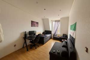 Attraktive 5-Zimmer-Dachgeschosswohnung mit ca.108 m² – vermietet &amp; zentral in Fürth – 90763 Südliche Südstadt, Fürth – Vorschaubild 7