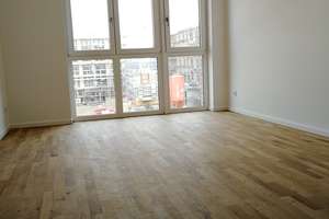 Neuwertige 3-Zimmer-Wohnung mit Einbauküche und Weserblick in der Überseestadt – Kommodore-Johnsen-Boulevard 20, 28217 Überseestadt, Bremen – Vorschaubild 7