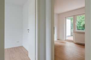 Vollständig renovierte Maisonette-Wohnung mit Terrasse, Loggia und Stellplatz am Waldrand – Die vollständige Adresse der Immobilie erhältst du vom Anbieter., 14109 Wannsee, Berlin – Vorschaubild 12