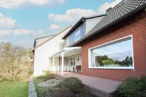 Am Naturschutzgebiet: Reiheneckhaus für 2 Familien mit eigenem Garten in Bochum-Höntrop – Bochum – Vorschaubild 18