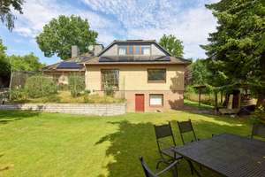 Großes Wohnhaus mit Wärmepumpe und Photovoltaik sowie Keller und Garage in Buchholz in der Nordheide – Die vollständige Adresse der Immobilie erhältst du vom Anbieter., 21244 Buchholz in der Nordheide – Vorschaubild 3
