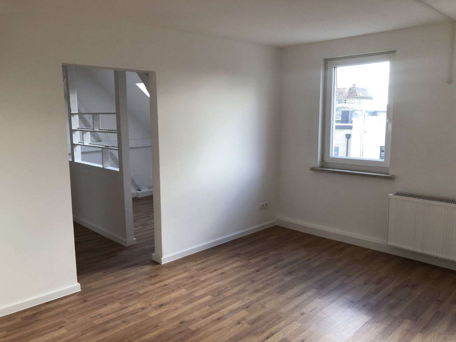 Immobilie in Zwenkau - großes Reihenendhaus in Zwenkau 8 Zimmer mit 180 m² Wohnfläche mit Garten und Garage - Bild 14