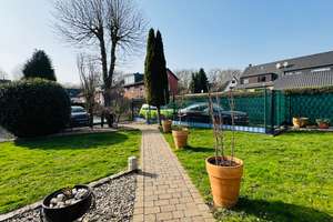 Charmante Fachwerk-Viertelhaushälfte mit großem Eckgrundstück und liebevoll gestalteter Gartenanlage – Die vollständige Adresse der Immobilie erhältst du vom Anbieter., 44866 Günnigfeld, Bochum – Vorschaubild 23